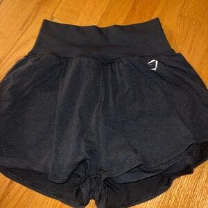 GYMSHARK BLACK SHORTS